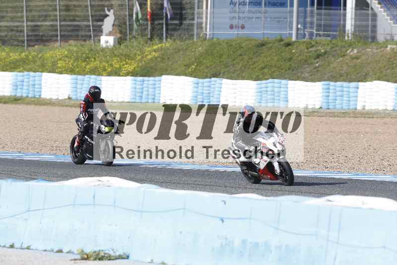 Archiv-2025/01 24.-27.01.2025 Moto Center Thun Jerez/rot-red/295